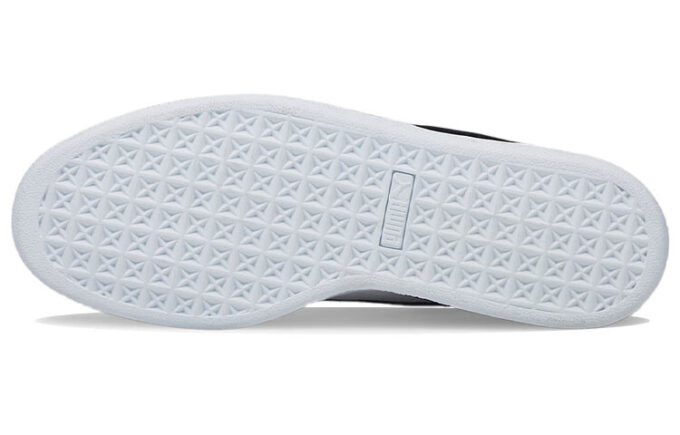 Suede “Displaced – Black Harbor Mist”