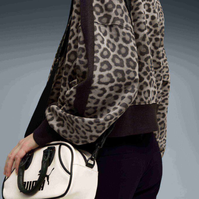 T7 Leopard Luxe Women Animal Print Crewneck Sweatshirt T7 Leopard Luxe Women Animal Print Crewneck Sweatshirt