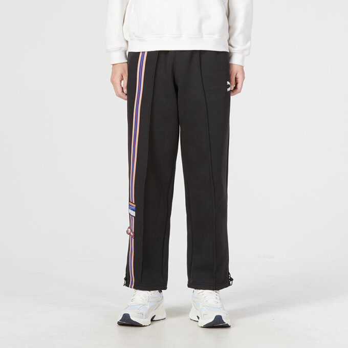 Team Badge Straight-leg Pants “Black”