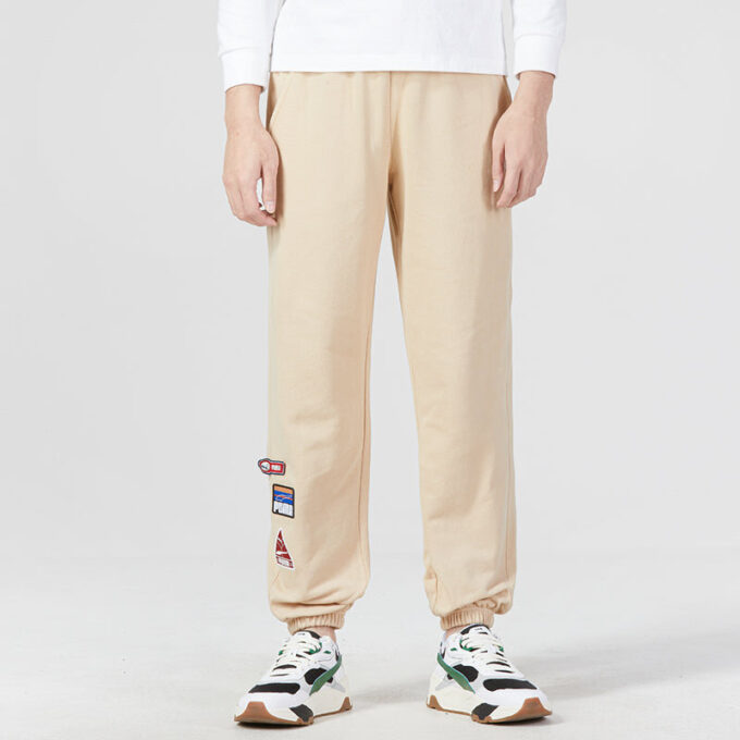 Team Badge Sweatpants “Beige”