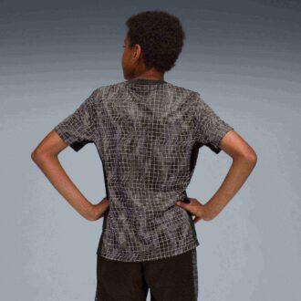 Train All Day Essentials Big Kids’ Patterned Tee