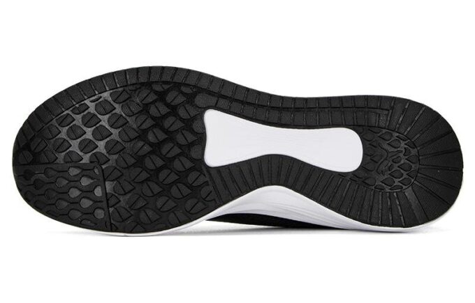 Transport Modern “Black White”