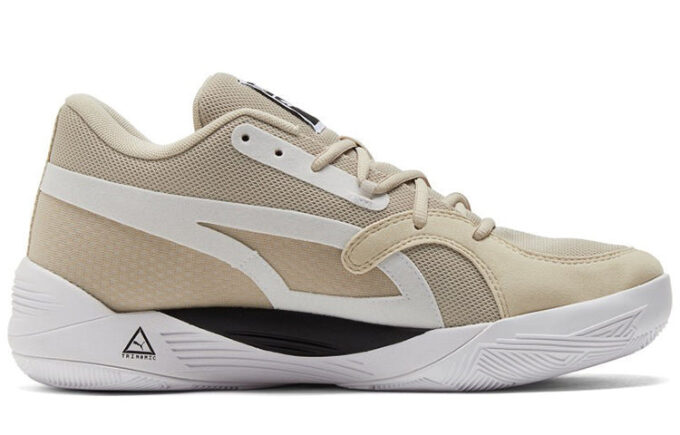 TRC Blaze Court “Nimbus Cloud Black”