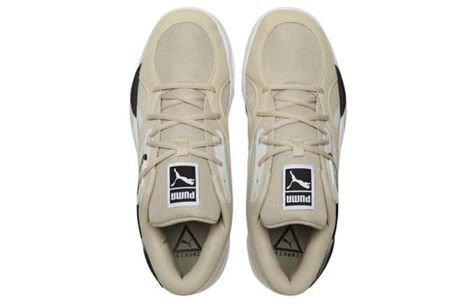 TRC Blaze Court “Nimbus Cloud Black”