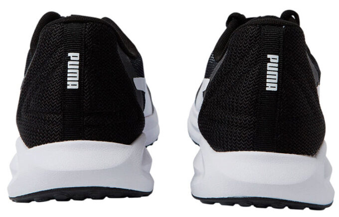 Twitch Runner “Black Asphalt”