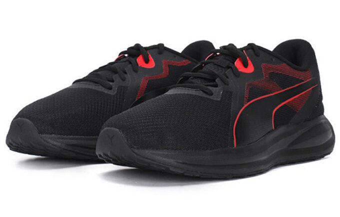 Twitch Runner “Black High Risk Red”