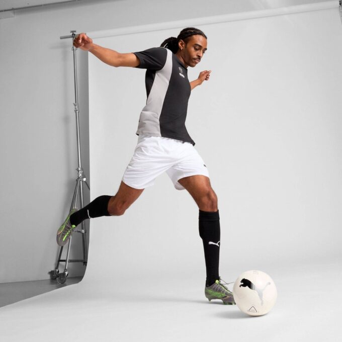 ULTRA 5 PRO Firm Ground/Artificial Ground Men Soccer Cleats ULTRA 5 PRO Firm Ground/Artificial Ground Men Soccer Cleats