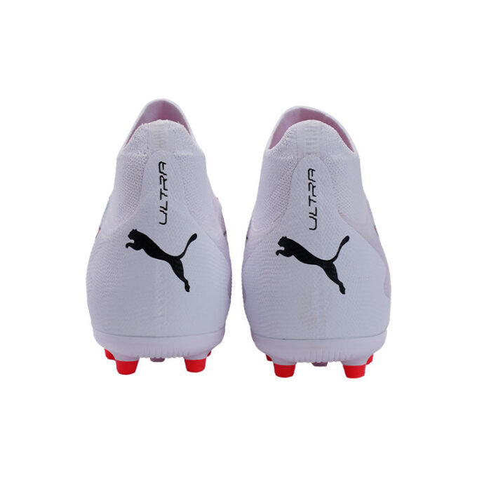 Ultra Pro MG “White Black Fire Orchid”