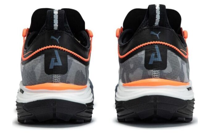 Voyage Nitro 3 “Inky Blue Neon Sun”