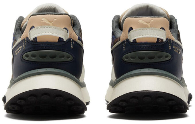 Wild Rider Flannel “Blue Cream White”