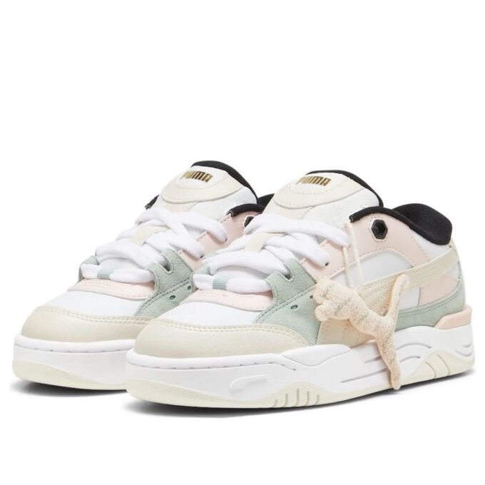 (WMNS) 180 “Merry X-Mas”