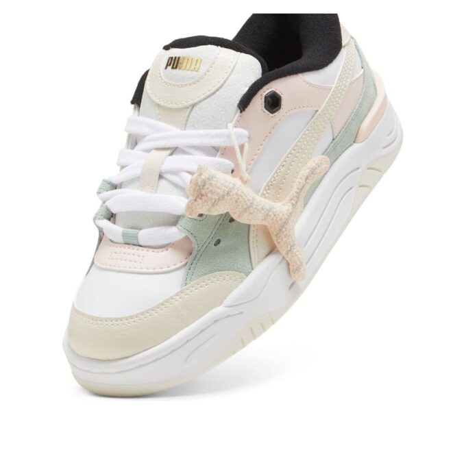 (WMNS) 180 “Merry X-Mas”