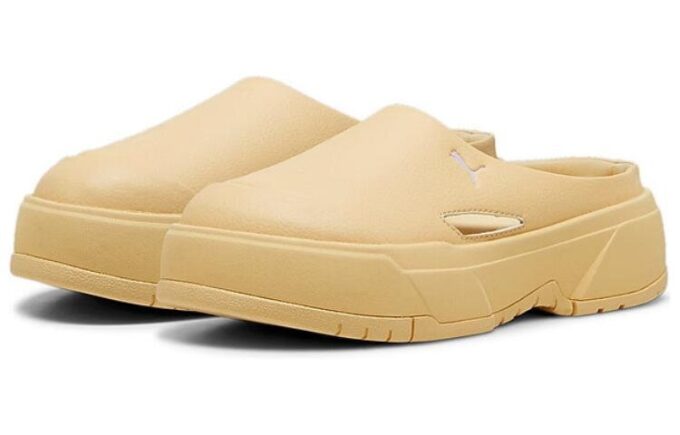 (WMNS) CA. Mule “Yellow”