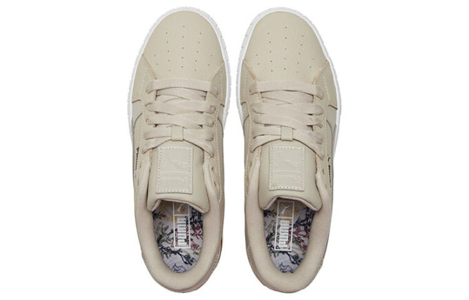 (WMNS) Cali Star Sneakers Beige