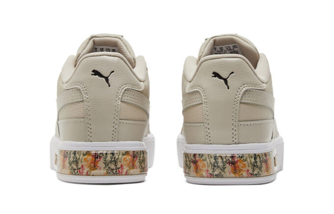 (WMNS) Cali Star Sneakers Beige