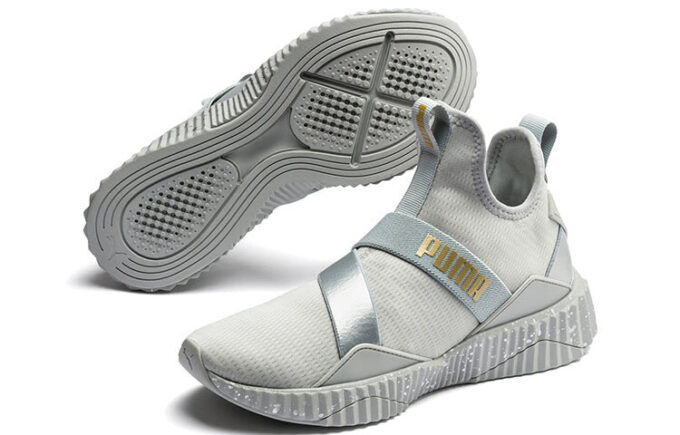 (WMNS) Defy Mid Metal “High Rise Silver”