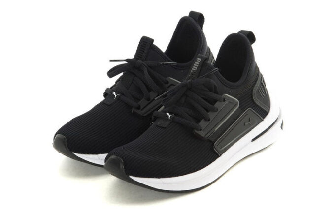 (WMNS) Ignite Limitless Sneakers Black