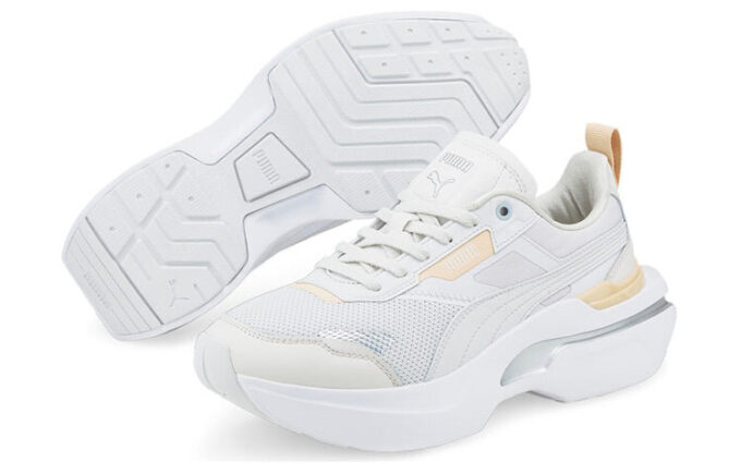 (WMNS) Kosmo Rider “White Gray”