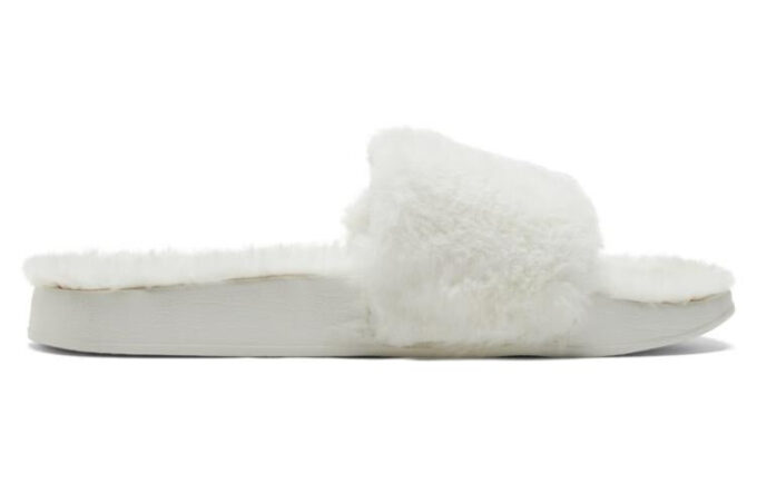 (WMNS) Leadcat 20 YLM Sports Slippers White