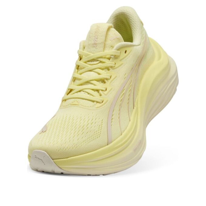 (WMNS) MagMax Nitro “Gold Moon”