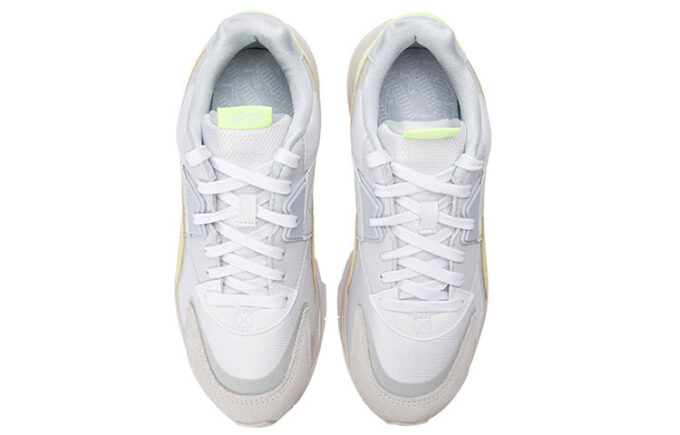 (WMNS) Mirage Sport “Loom Tonal – White Arctic Ice”