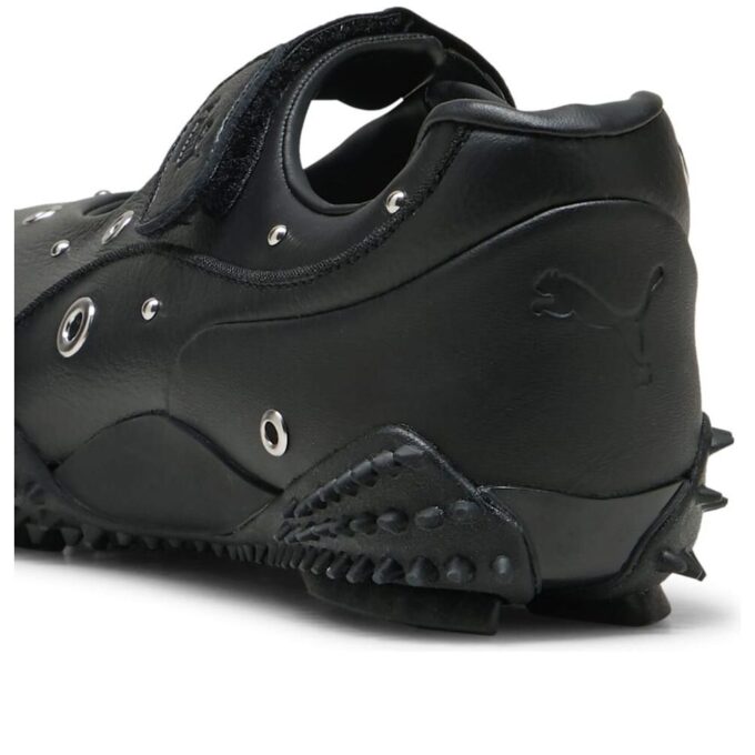 (WMNS) Mostro Fey Studs “Black Silver”