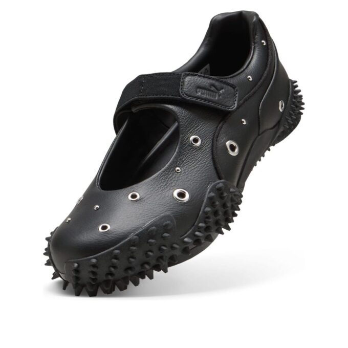 (WMNS) Mostro Fey Studs “Black Silver”