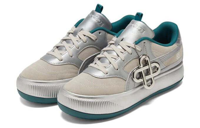 (WMNS) Pronounce x Suede Mayu 2 “Silver Ultra Violet”