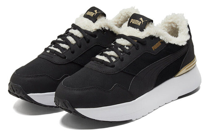 (WMNS) R78 Voyage Running Shoes Black