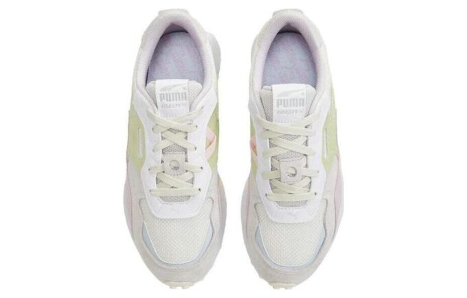 (WMNS) Rider Fvw “Warm White Pistachio”