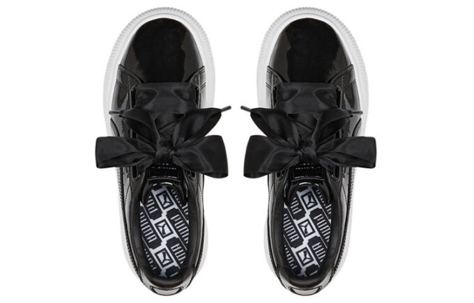 (WMNS) Suede Mayu Heart Patent “Black White”
