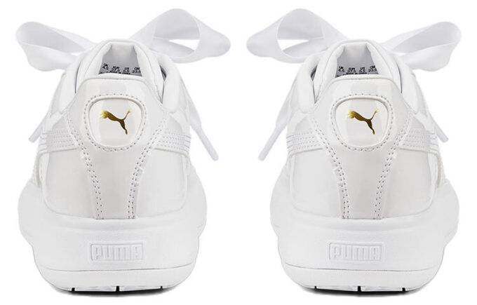 (WMNS) Suede Mayu Heart Patent “White”