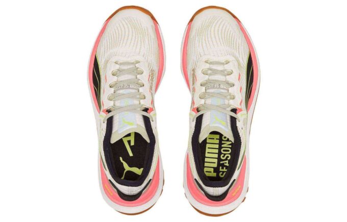 (WMNS) Voyage Nitro “Pristine Light Lime”